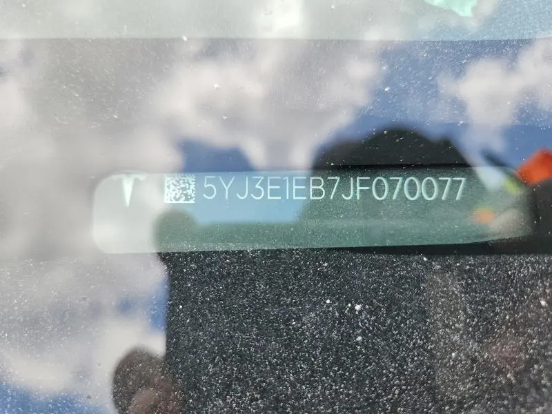 2018 TESLA MODEL 3   