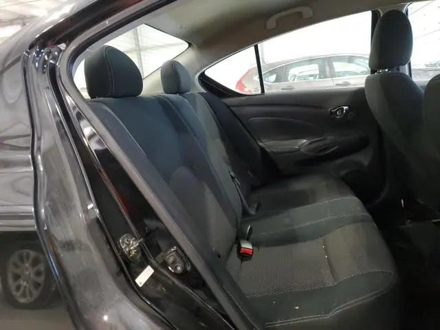 2017 NISSAN VERSA S  