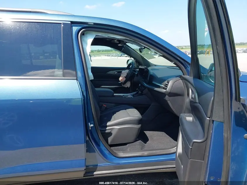 2026 CHEVROLET TRAVERSE AWD LT