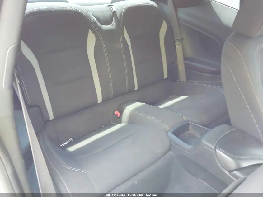 2017 CHEVROLET CAMARO 1LT