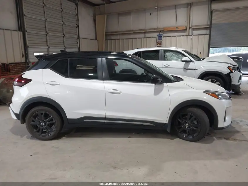 2021 NISSAN KICKS SR XTRONIC CVT