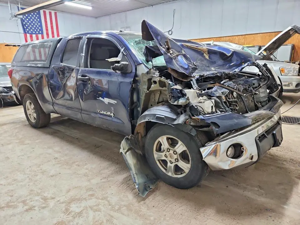 2013 TOYOTA TUNDRA DOUBLE CAB SR5  