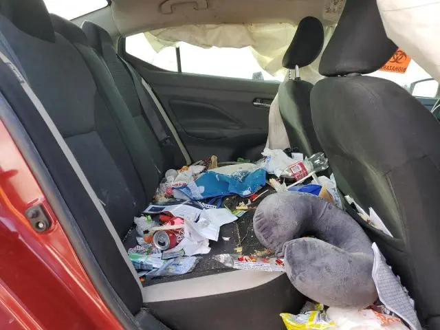 2020 NISSAN VERSA SV  
