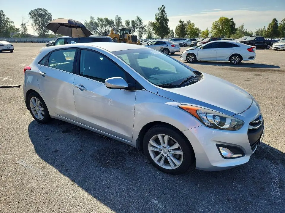 2013 HYUNDAI ELANTRA GT BASE  