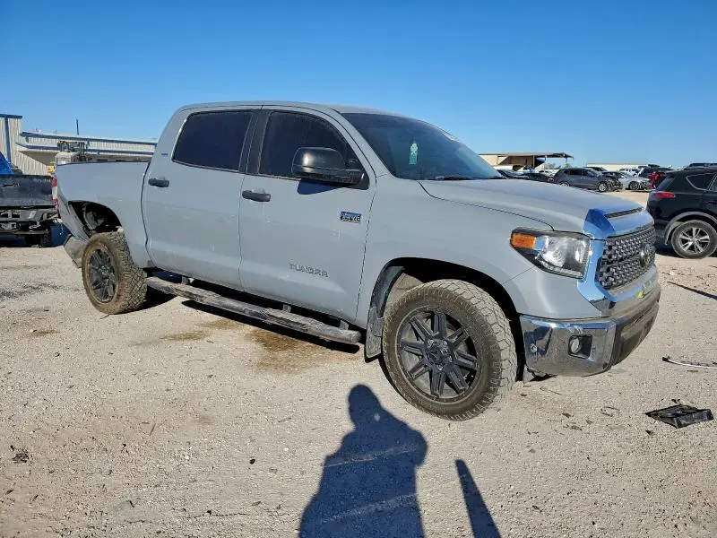 2020 TOYOTA TUNDRA CREWMAX SR5  