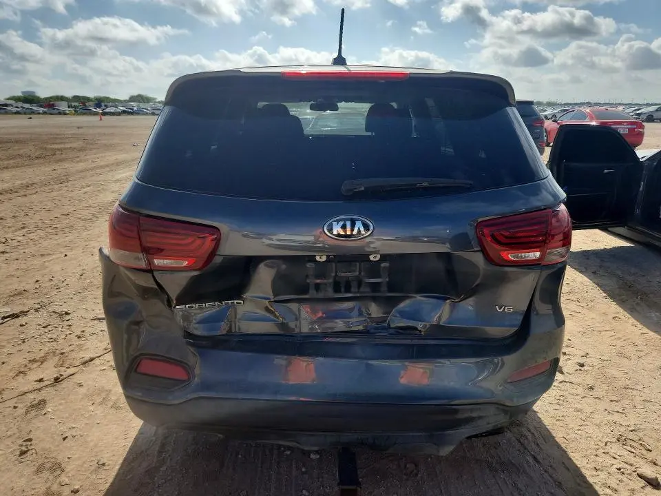 2020 KIA SORENTO S  