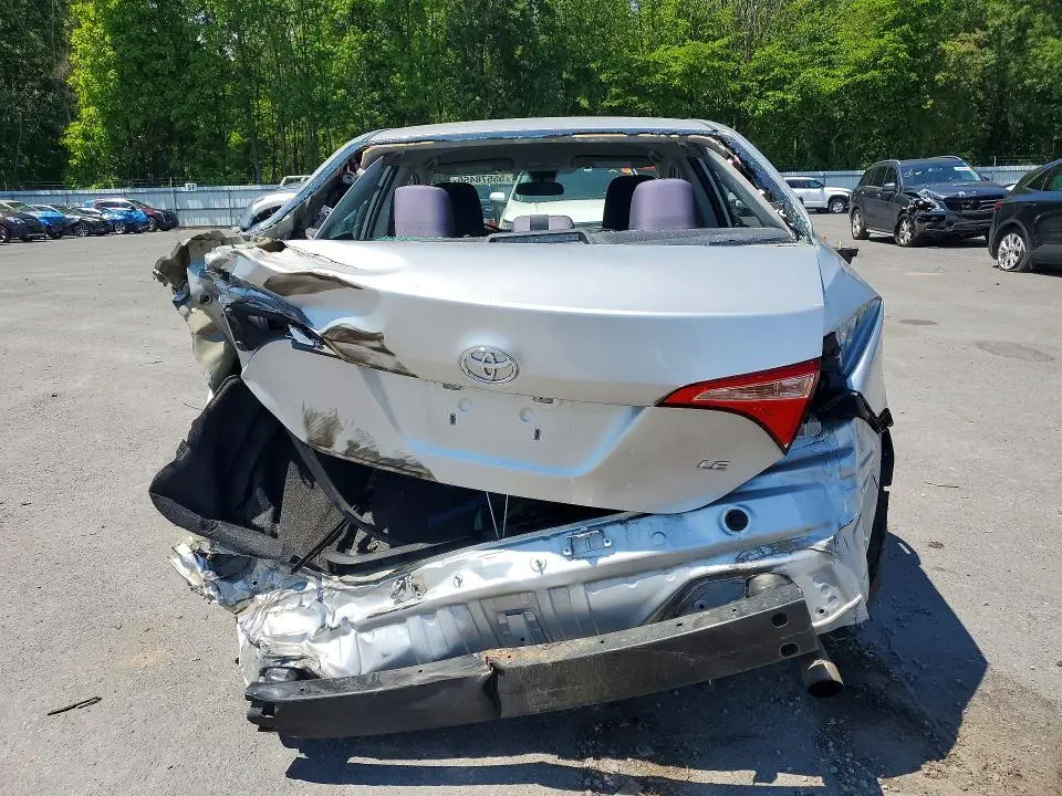 2018 TOYOTA COROLLA LE  