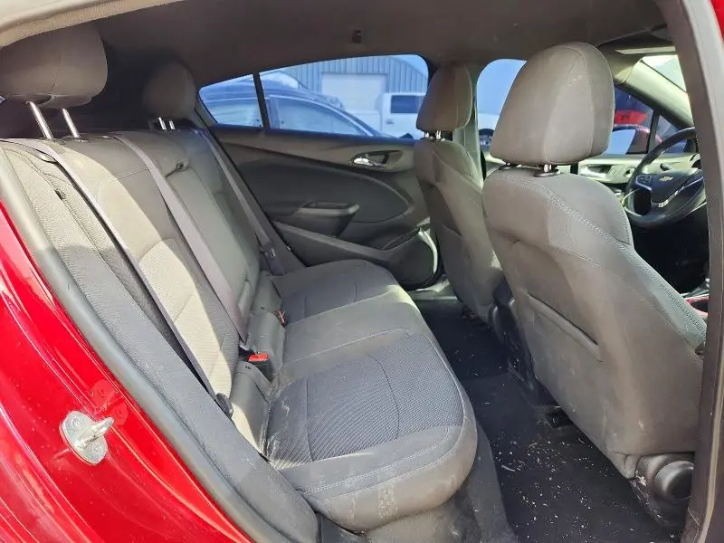 2017 CHEVROLET CRUZE LT  