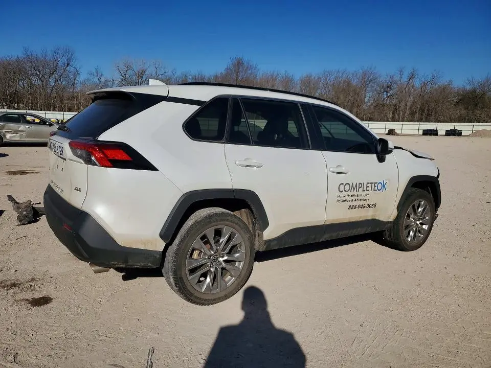 2024 TOYOTA RAV 4   