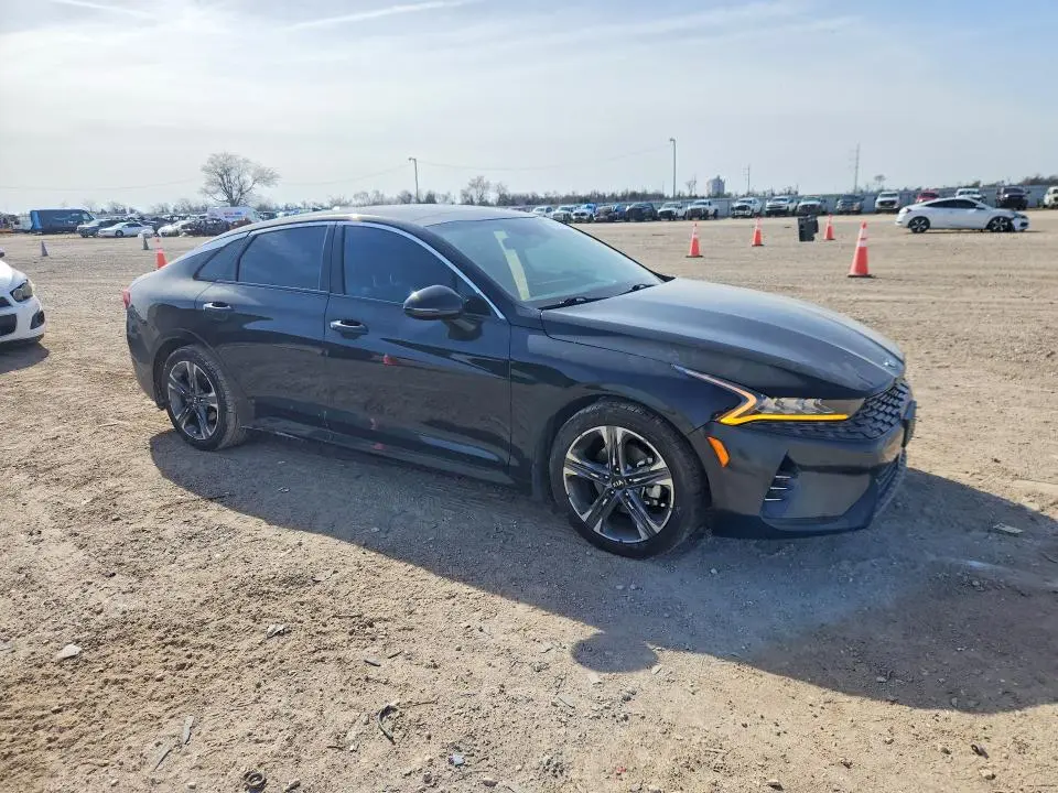2021 KIA K5 EX  