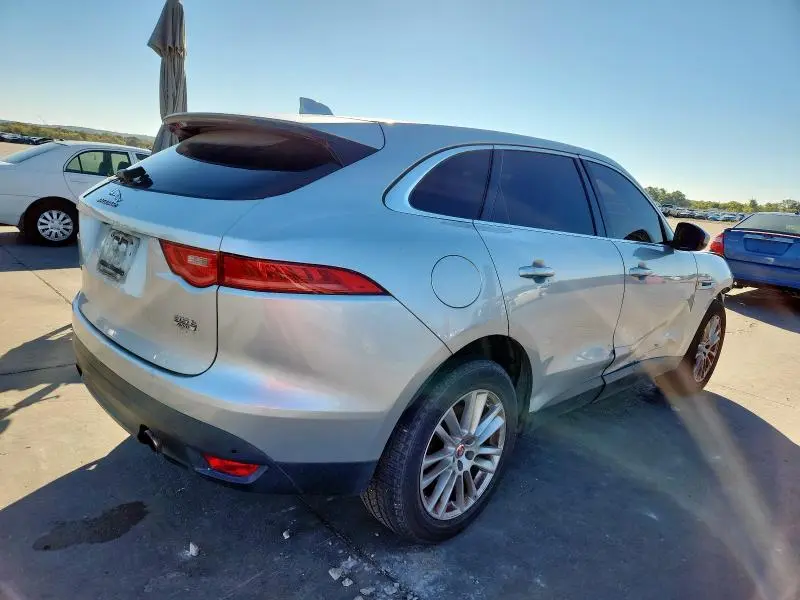 2017 JAGUAR F-PACE PRESTIGE  