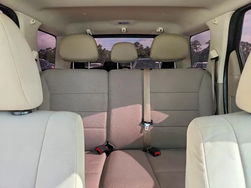 2011 FORD ESCAPE XLT  