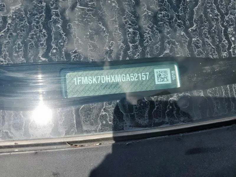 2021 FORD EXPLORER XLT  