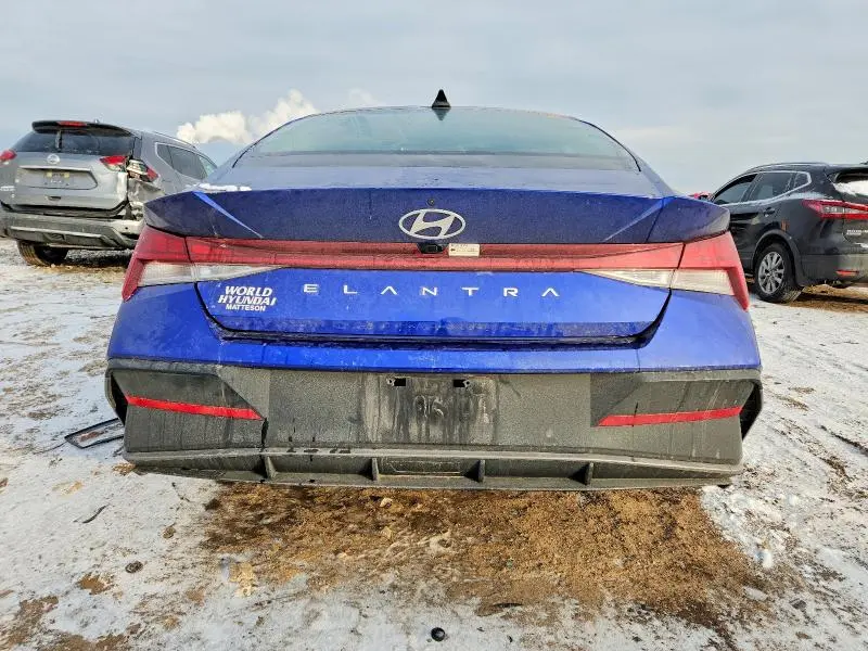 2024 HYUNDAI ELANTRA SEL  