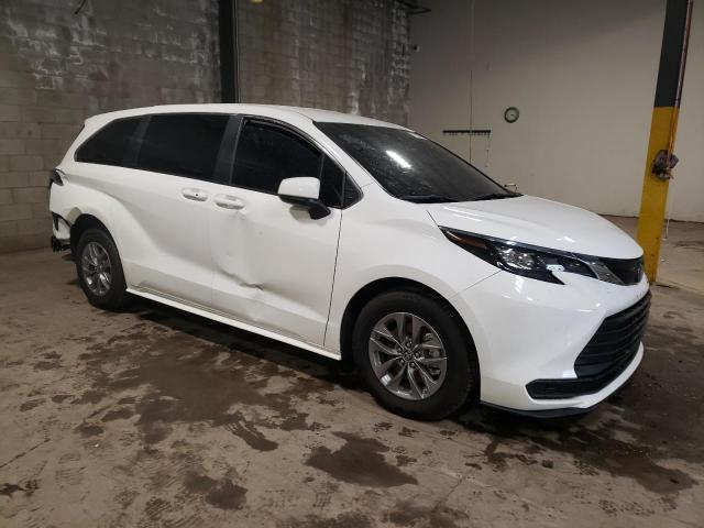 2024 TOYOTA SIENNA LE