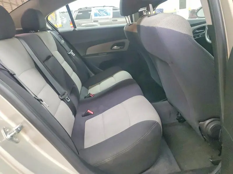 2012 CHEVROLET CRUZE LS  
