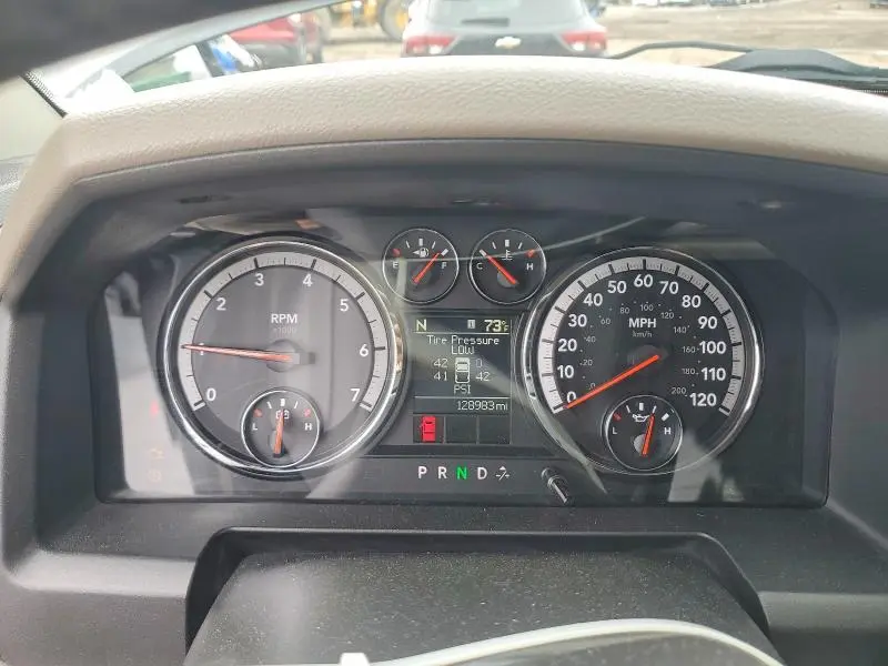 2012 DODGE RAM 1500 SLT  