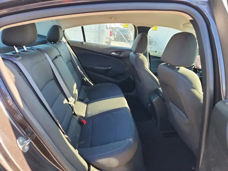 2016 CHEVROLET CRUZE LT  