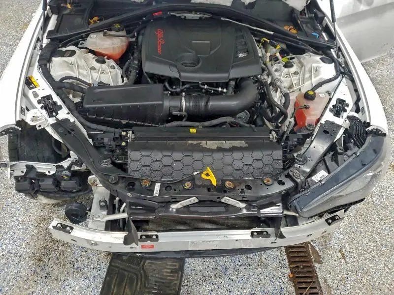 2020 ALFA ROMEO GIULIA TI  