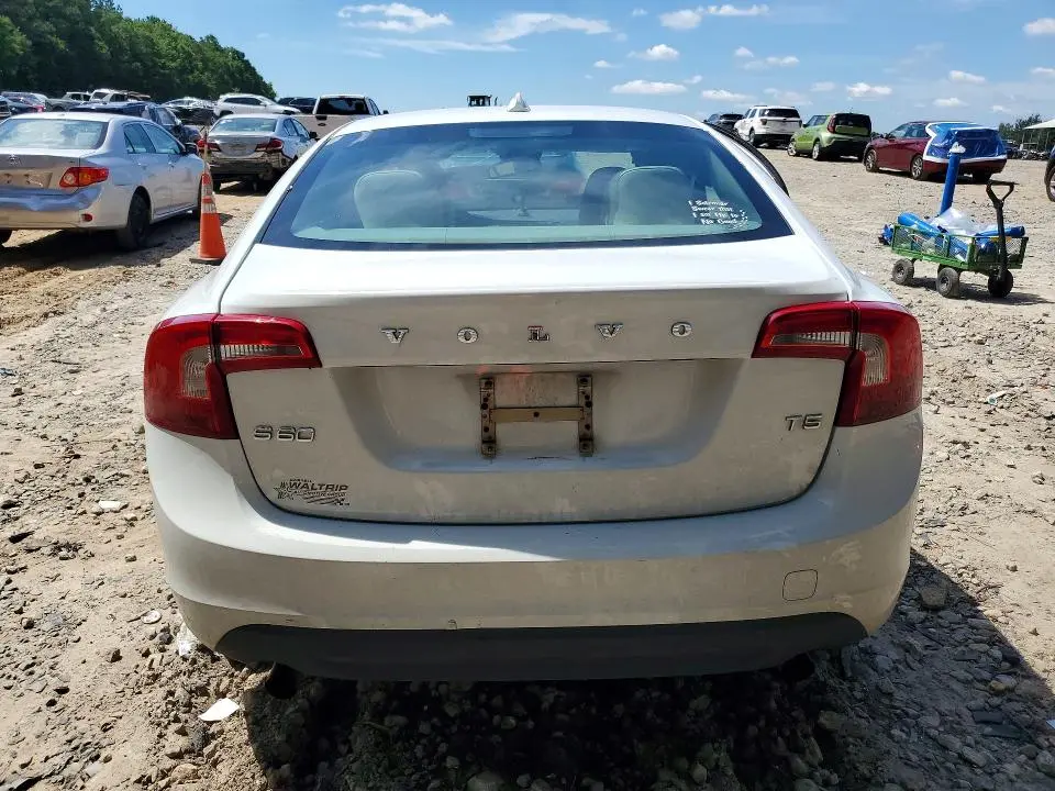 2012 VOLVO S60 T5  