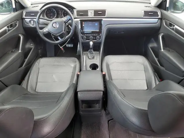 2017 VOLKSWAGEN PASSAT R-LINE  