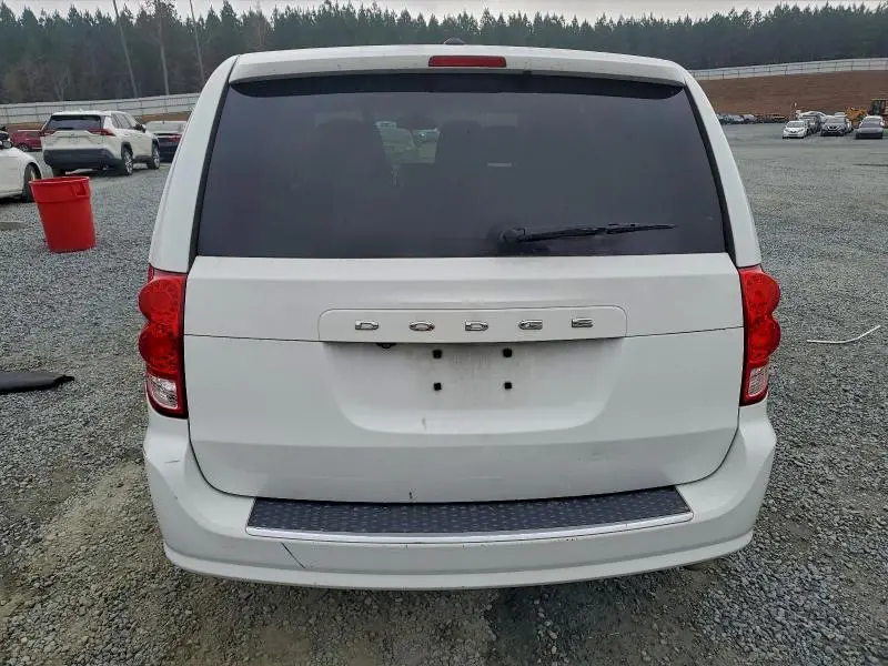 2019 DODGE GRAND CARAVAN SE  