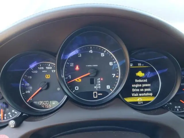 2017 PORSCHE CAYENNE PLATINUM EDITION