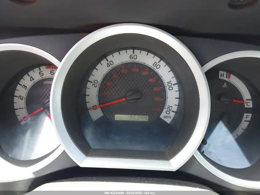 2011 TOYOTA TACOMA BASE V6