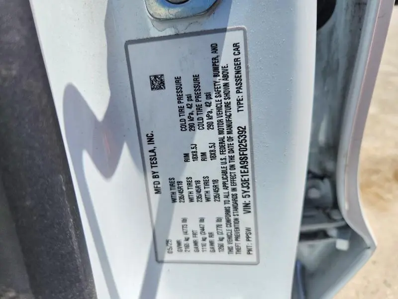 2025 TESLA MODEL 3   
