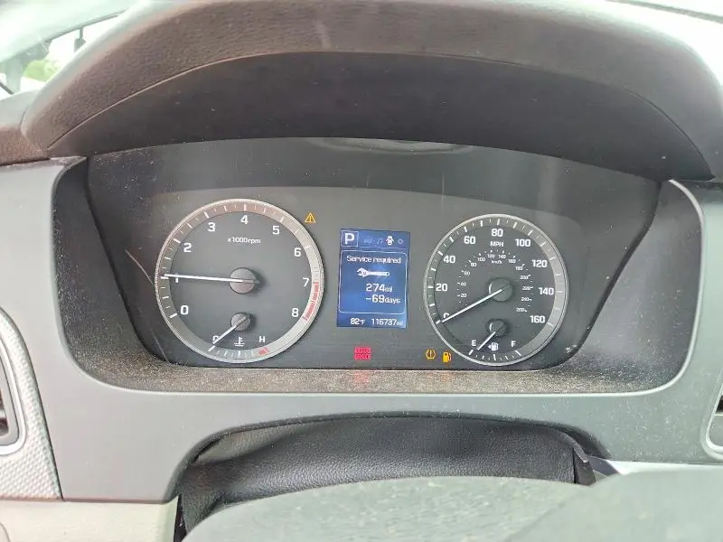 2017 HYUNDAI SONATA SE  