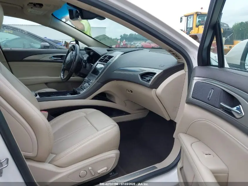 2019 LINCOLN MKZ STANDARD