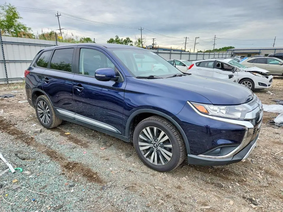 2019 MITSUBISHI OUTLANDER SE  