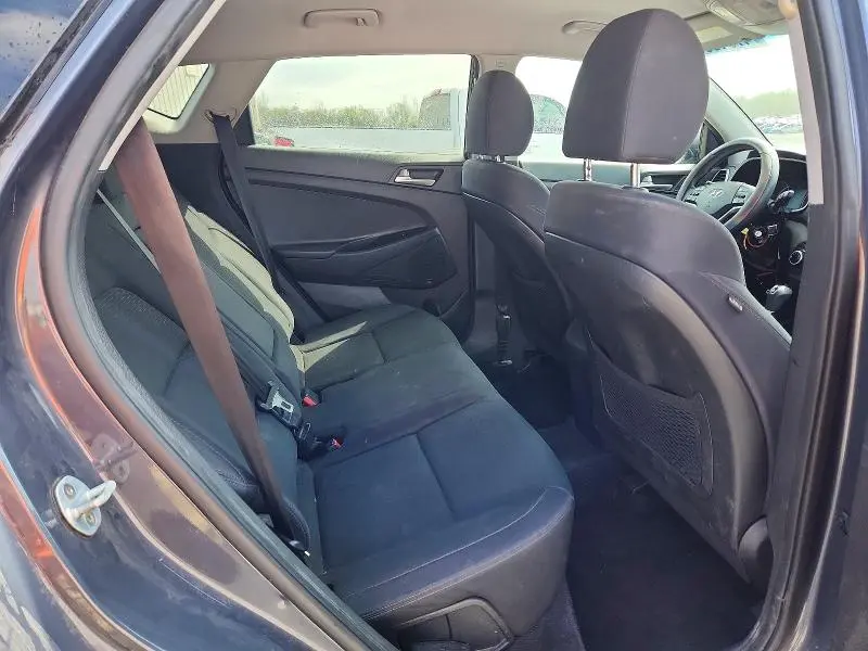 2019 HYUNDAI TUCSON SE  