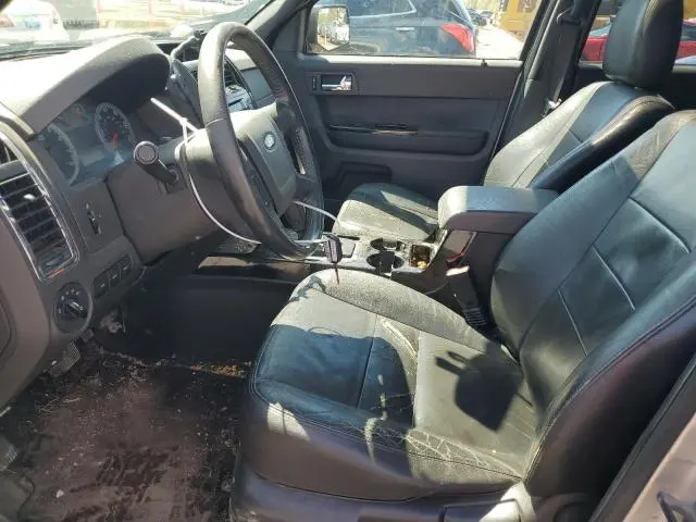 2010 FORD ESCAPE LIMITED  