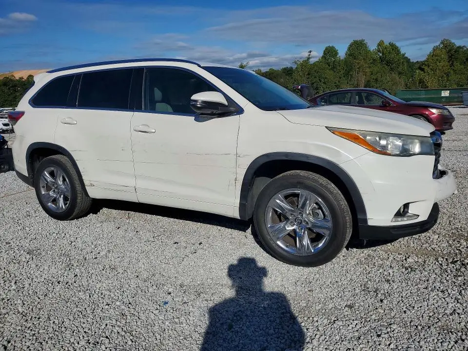 2016 TOYOTA HIGHLANDER LIMITED  