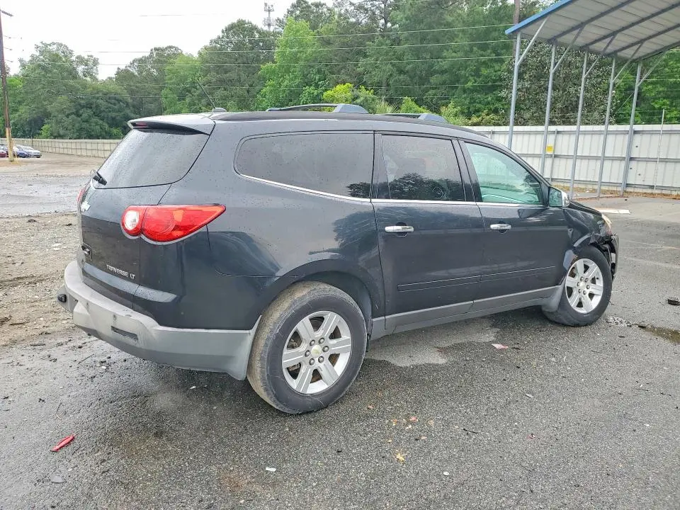 2011 CHEVROLET TRAVERSE LT  