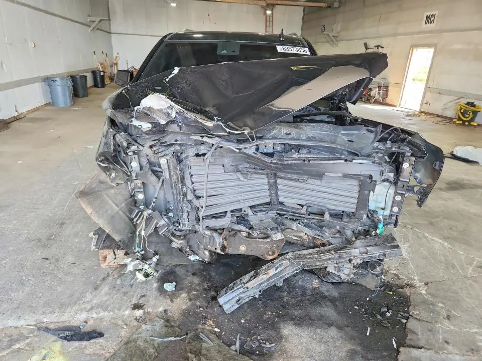 2019 GMC YUKON XL K1500 SLE  