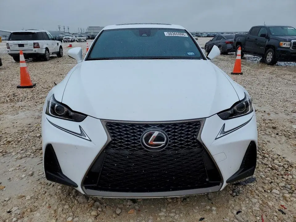 2017 LEXUS IS 200T  