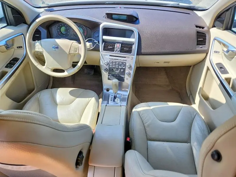 2010 VOLVO XC60 3.2  