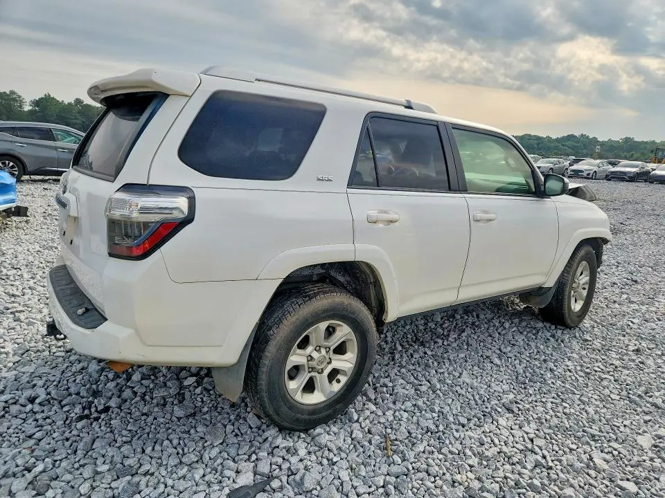 2018 TOYOTA 4RUNNER SR5  