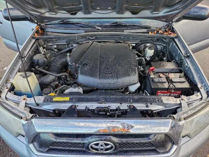 2015 TOYOTA TACOMA V6  