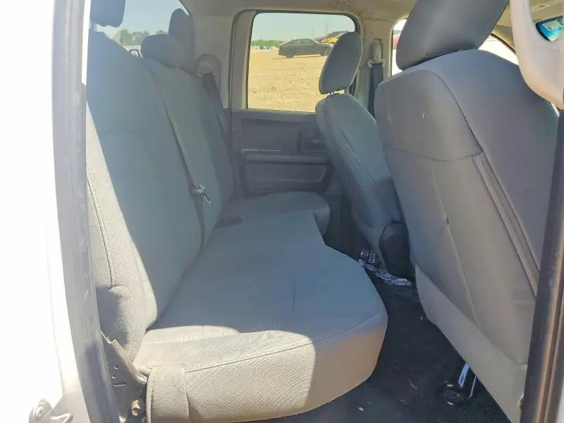 2016 RAM 1500 ST  