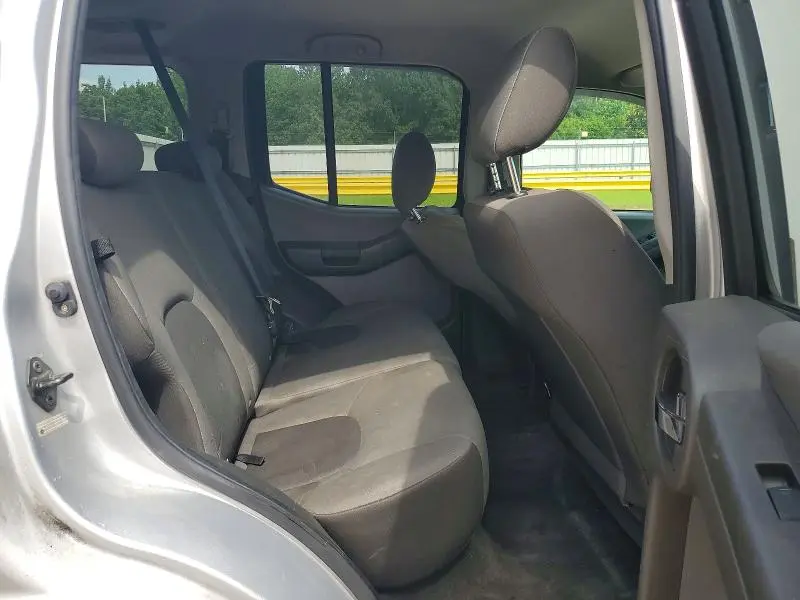 2010 NISSAN XTERRA X  