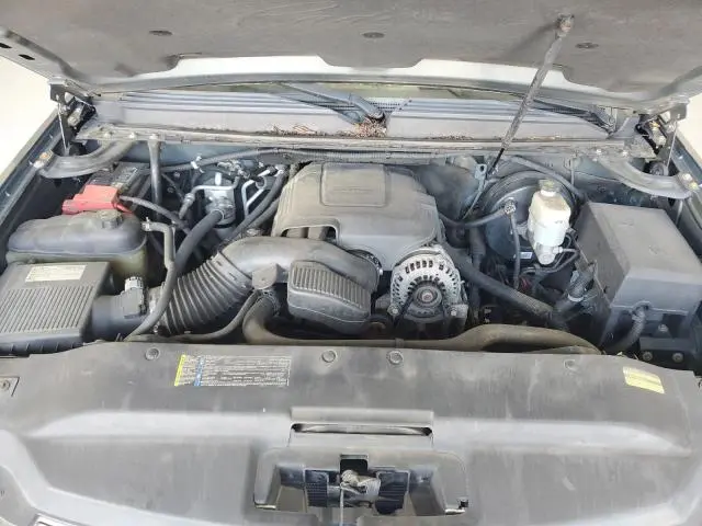 2010 CADILLAC ESCALADE   