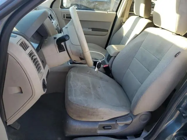 2011 FORD ESCAPE XLT  