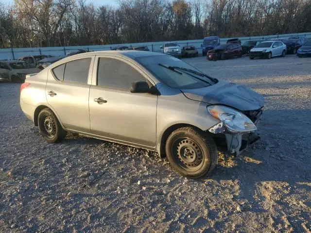 2013 NISSAN VERSA S  