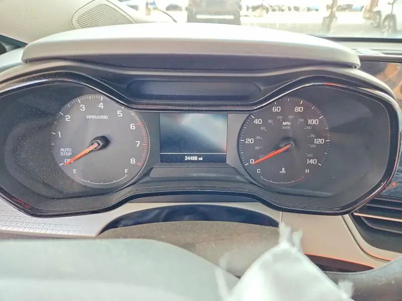2025 CHEVROLET TRAX LS  