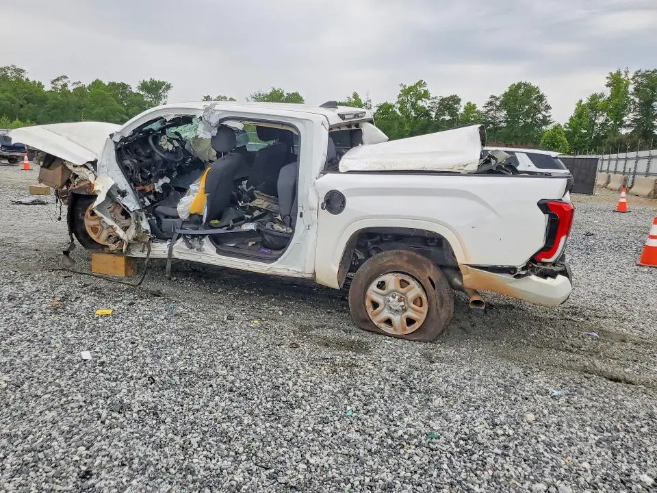 2025 TOYOTA TUNDRA SR  