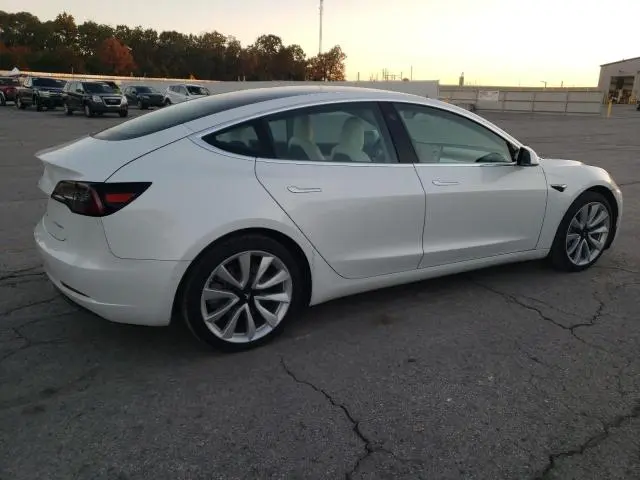 2018 TESLA MODEL 3   