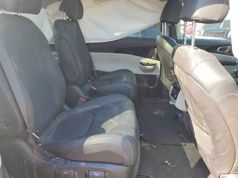 2023 KIA CARNIVAL SX PRESTIGE  